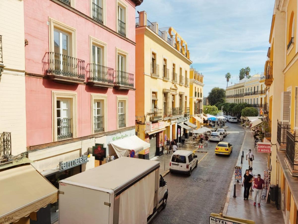 Homeyseville- Bright Apartment At Santa Cruz 6 Pax, Parking Optional Eksteriør billede