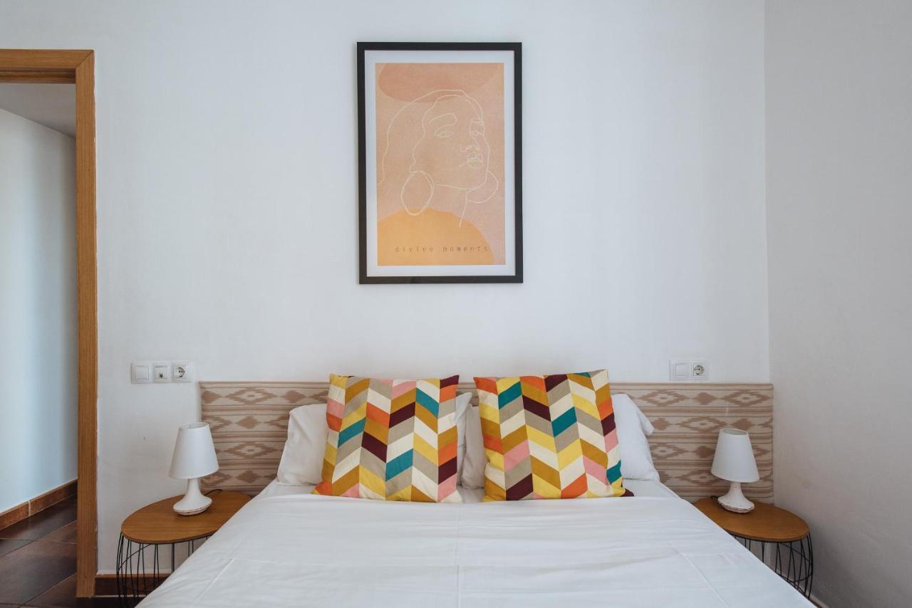 Homeyseville- Bright Apartment At Santa Cruz 6 Pax, Parking Optional Eksteriør billede