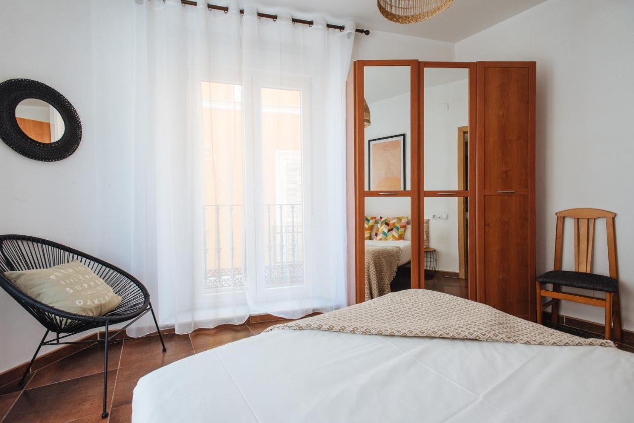 Homeyseville- Bright Apartment At Santa Cruz 6 Pax, Parking Optional Eksteriør billede