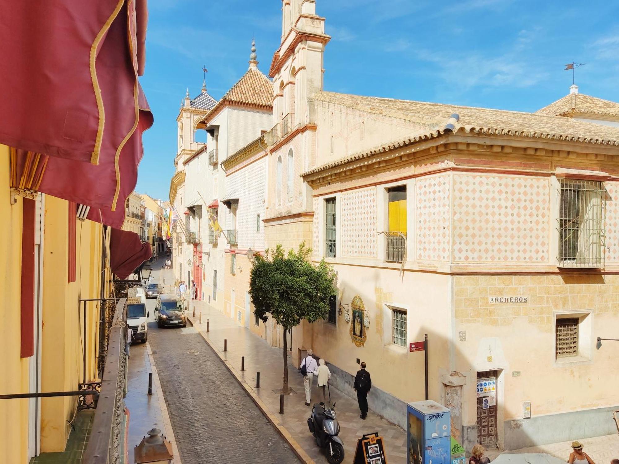 Homeyseville- Bright Apartment At Santa Cruz 6 Pax, Parking Optional Eksteriør billede